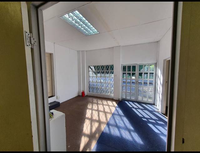 120M² RETAIL TO LET IN UMHLALI